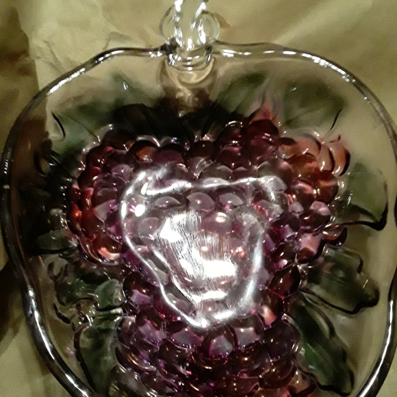 Large Indiana glass Grape shape dish - Picture 7 of 8